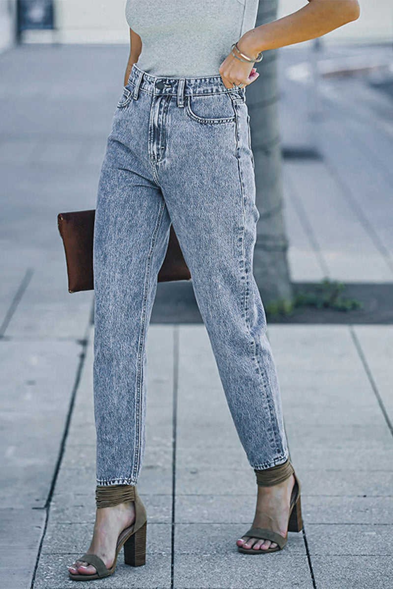 Amsoin Solid Straight Denim Jeans