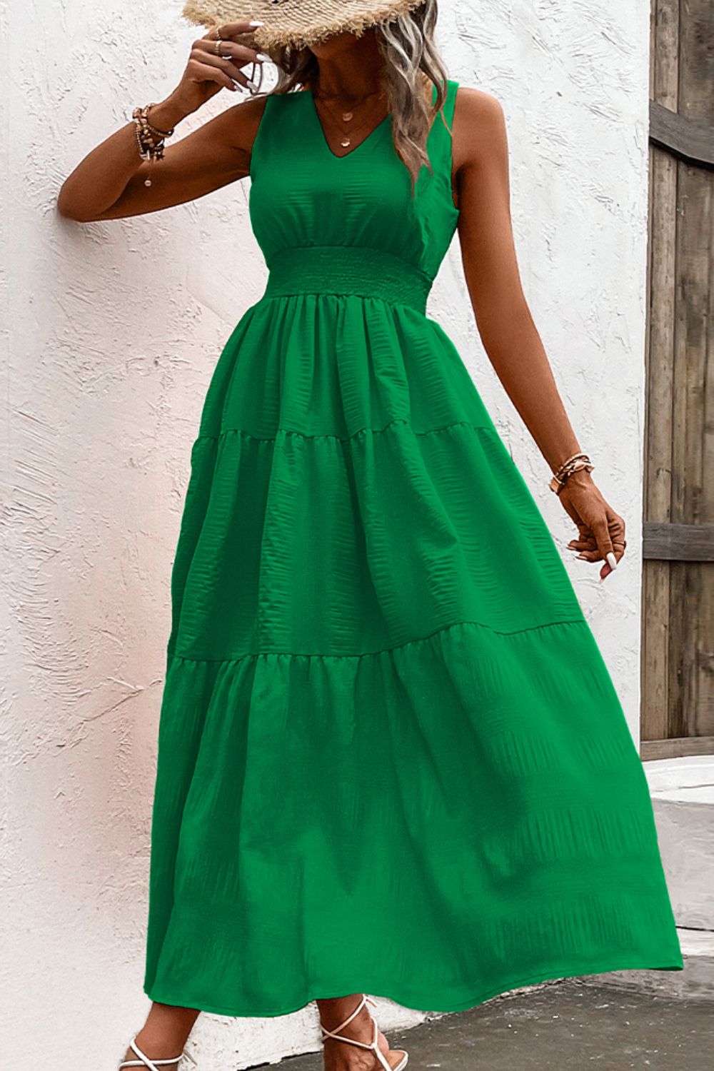 Amsoin V Neck Smocked Waist Sleeveless Tiered Dress