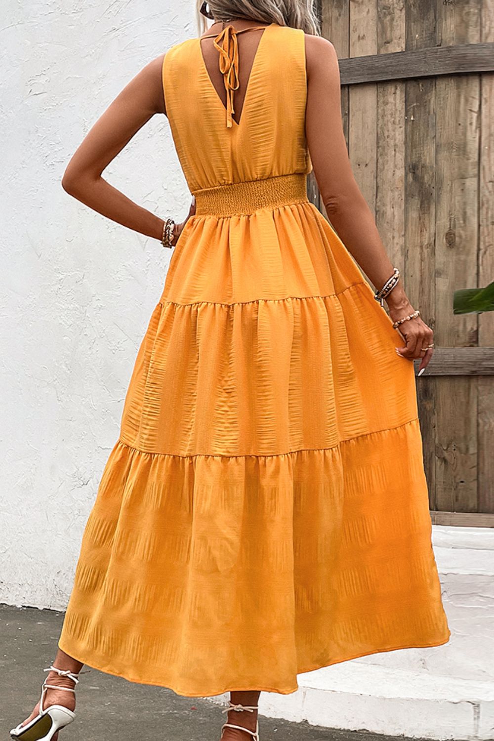 Amsoin V Neck Smocked Waist Sleeveless Tiered Dress