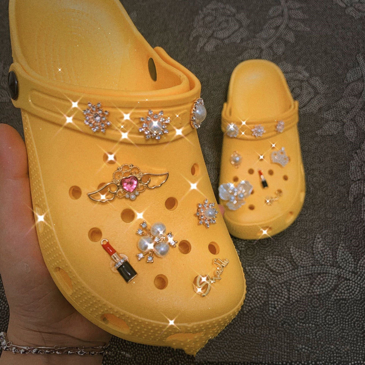 Amsoin Fashion DIY Hole Shoes