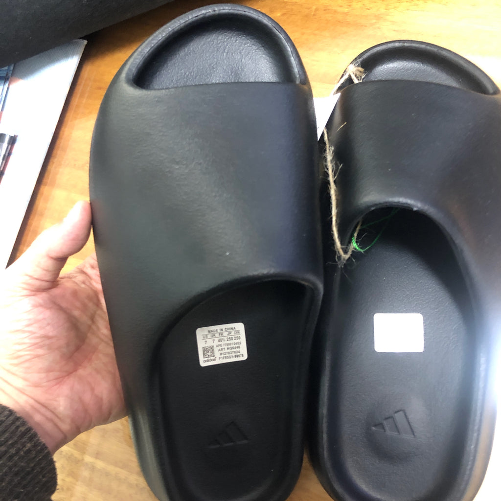 Sneaker shoes yeezy slide for women and men