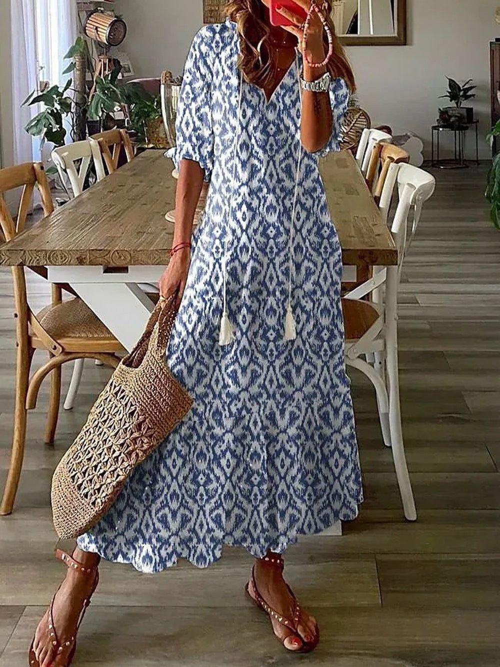 Amsoin Loose V-neck Printed Dress