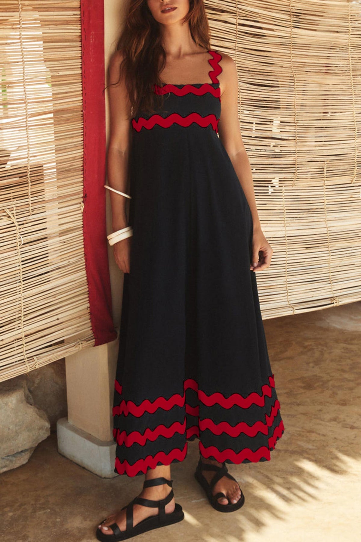 Amsoin Wavy Print Cami Dress