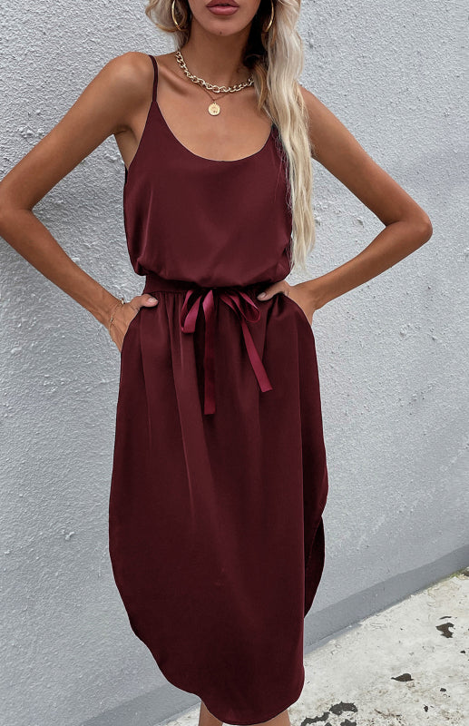 Amsoin Solid Color Hip Slit Dress