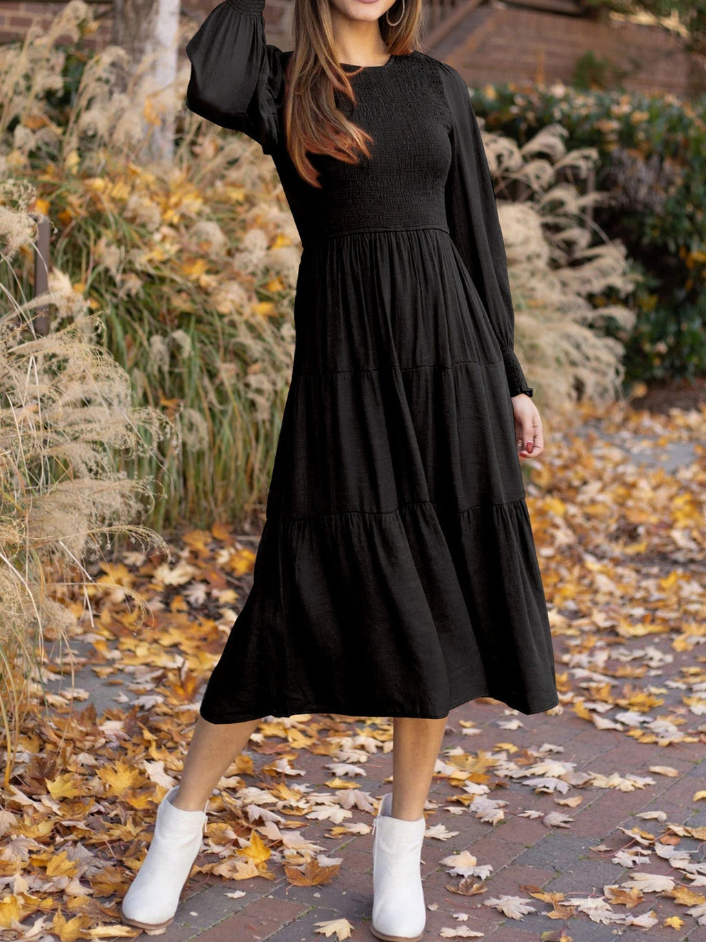 Amsoin Solid Round Neck Balloon Sleeve Dress